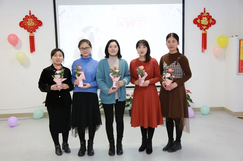 致敬利澳国际注册女神：愿您所期皆所念，所念皆如愿！